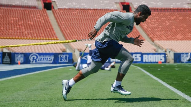 ezekiel-elliott-hamstring-injuries-lead.jpg